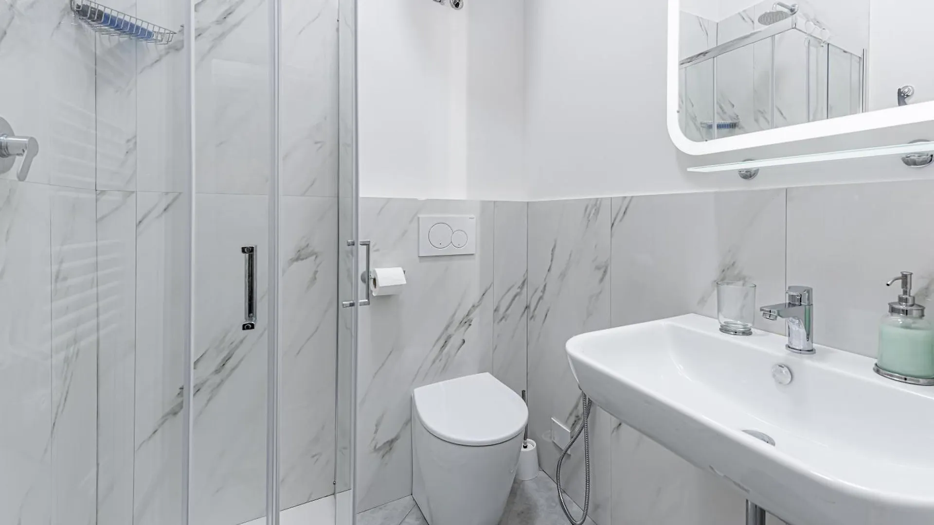 Liberta Apartment - Florence 0*,  Italy